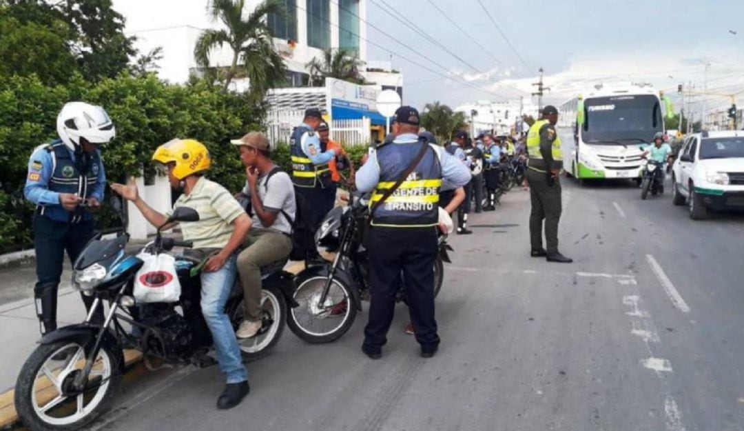 El nuevo decreto de pico y placa contempla que las motos pares podrán transitar los días pares y las motos impares los días impares