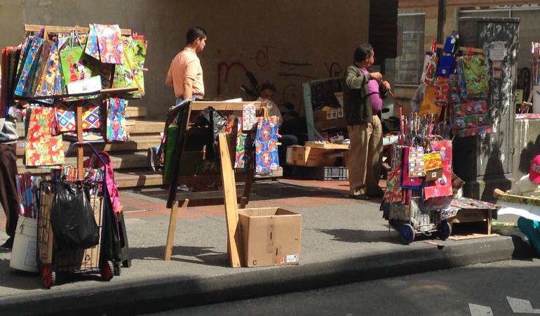Ventas informales en el centro de Manizales