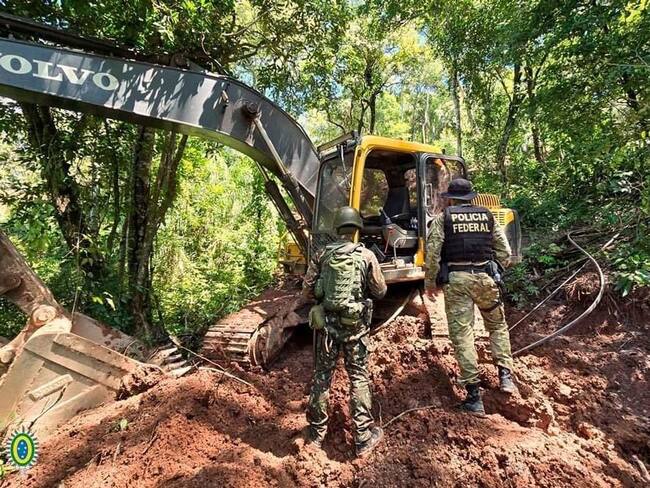 Operación de las Fuerzas Militares destruye gigantesco laboratorio de minería ilegal.