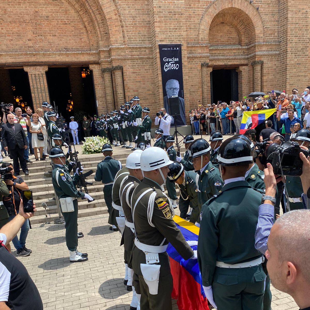 Último adiós al maestro Fernando Botero en Medellín: con una misa homenajearon su legado