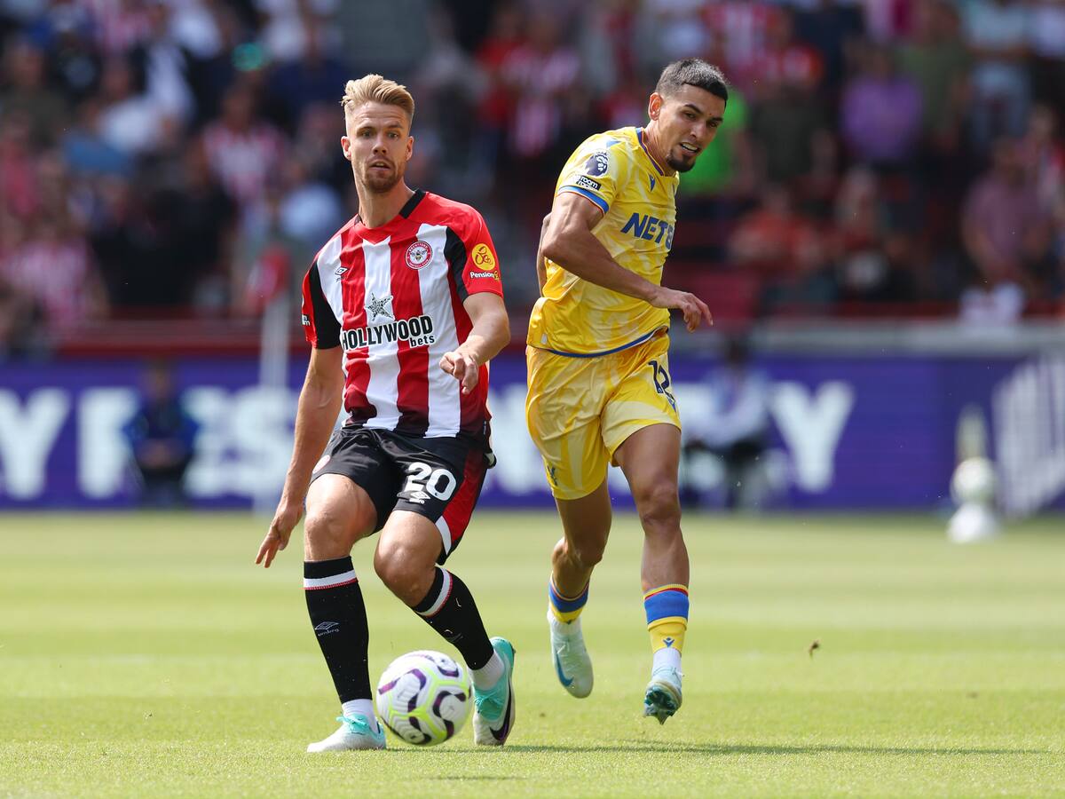 Muñoz y Lerma debutan con derrota en la primera fecha de la Premier frente al Brentford