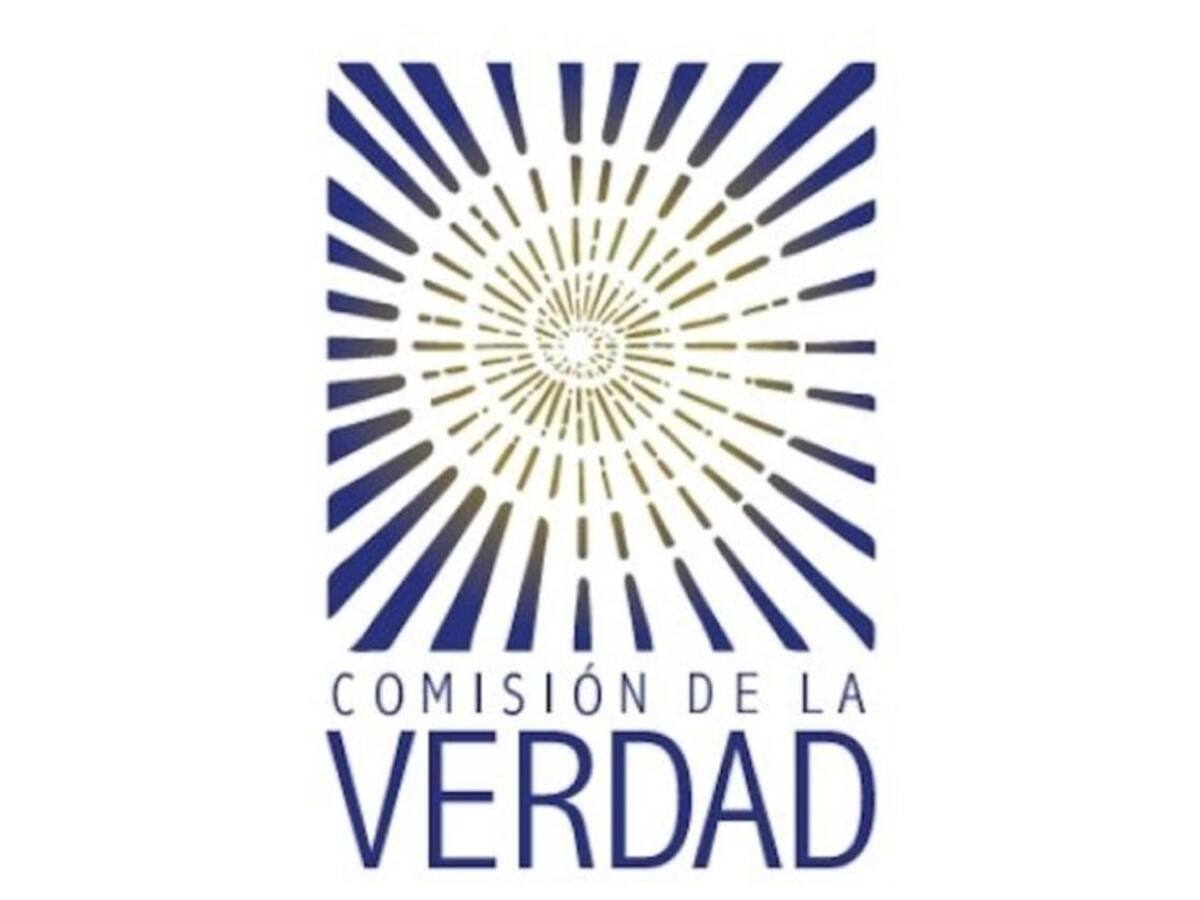 Una sorpresiva presencia en evento de la Comisión de la Verdad