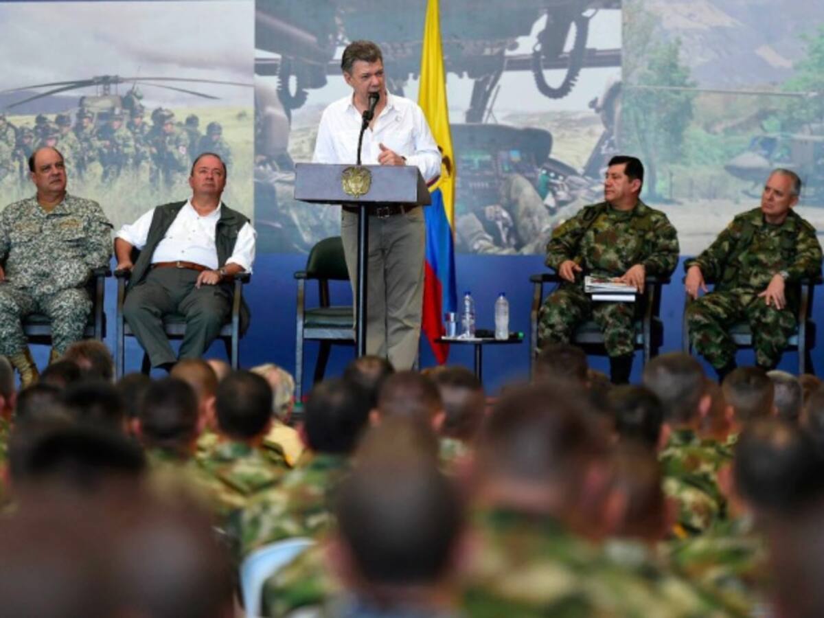 Santos prorrogó por 3 meses más Comisión que investiga irregularidades en la Policía
