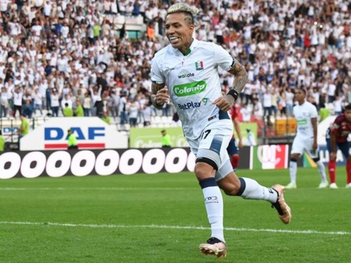 Sebastián Viera sale en defensa de Dayro Moreno y lanza dardo contra DT de Once Caldas