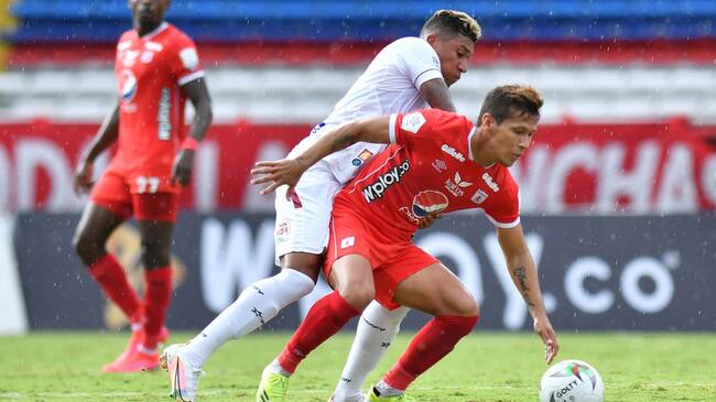 Rafael Carrascal enfrenta al Deportes Tolima en su paso por el América de Cali.