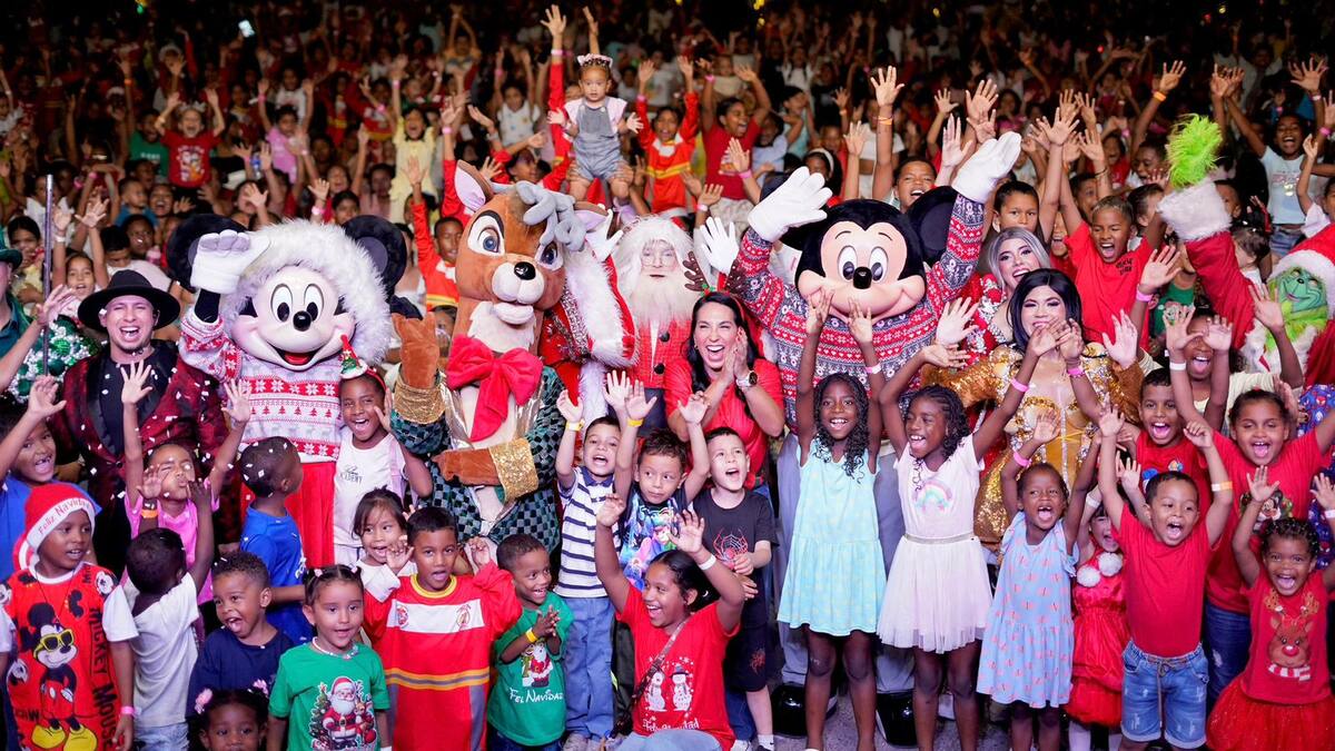 En Cartagena 2.500 niños y niñas recibieron regalos navideños