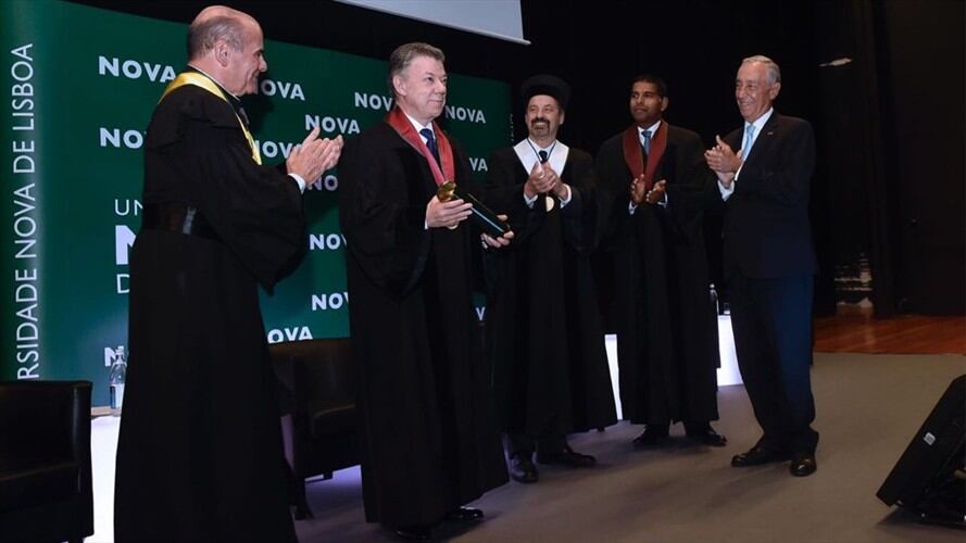 Santos celebra que UE sacara de la lista de terroristas a las Farc. Foto: La Wcon Julio Sánchez Cristo