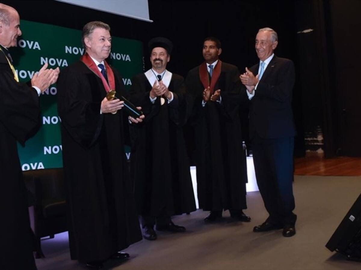 Santos destaca que UE sacara de la lista de terroristas a las Farc