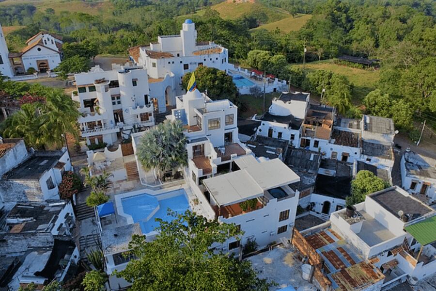 La Aldea, Antioquia. Una zona parecida a Santorini, Grecia.
