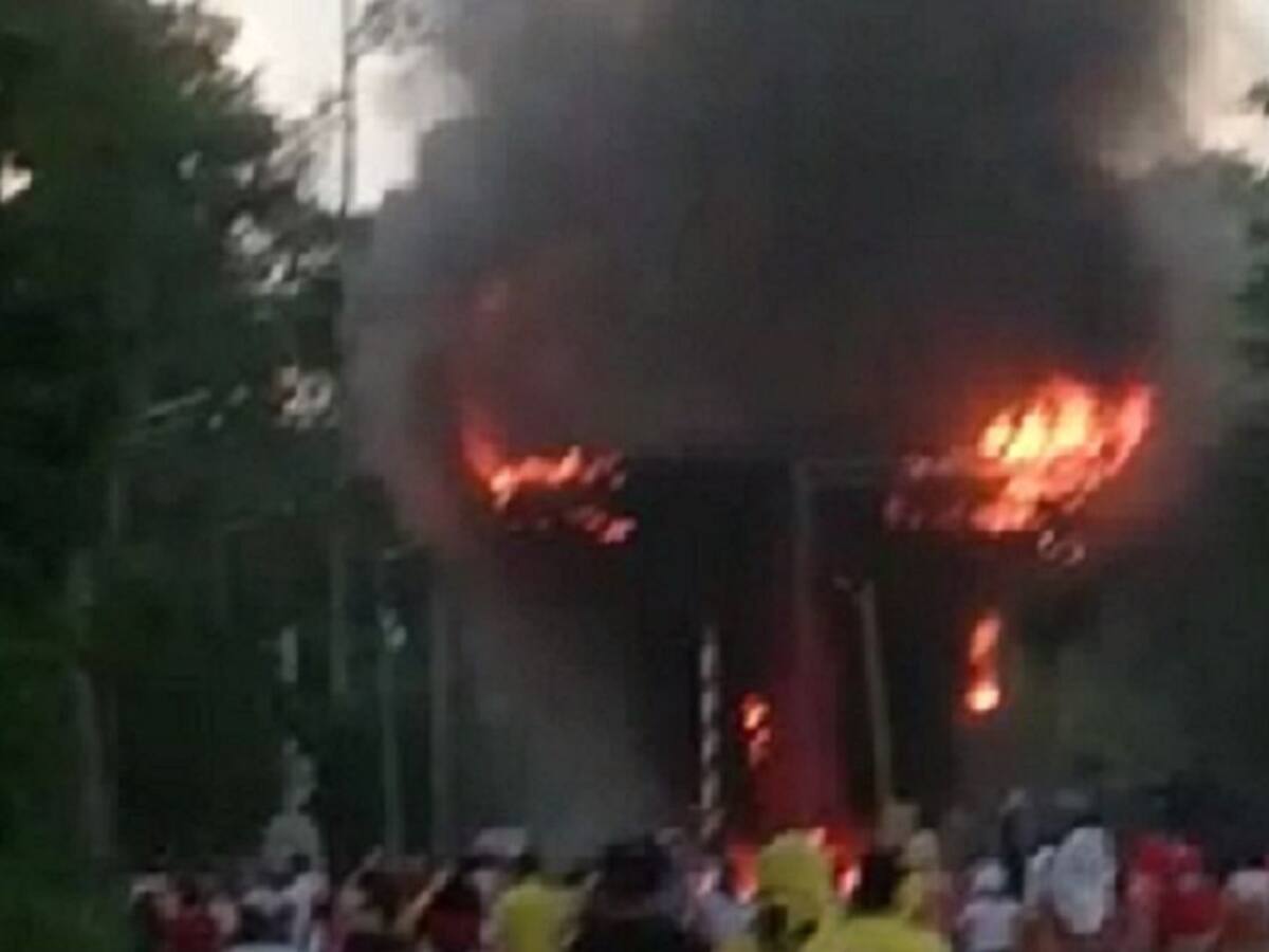 Quemaron el peaje de El Playón en Santander