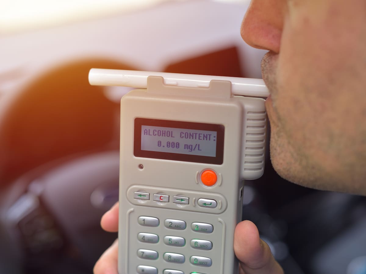 Ocho vehículos fueron inmovilizados tras pruebas de alcoholemia positivas en Cartagena