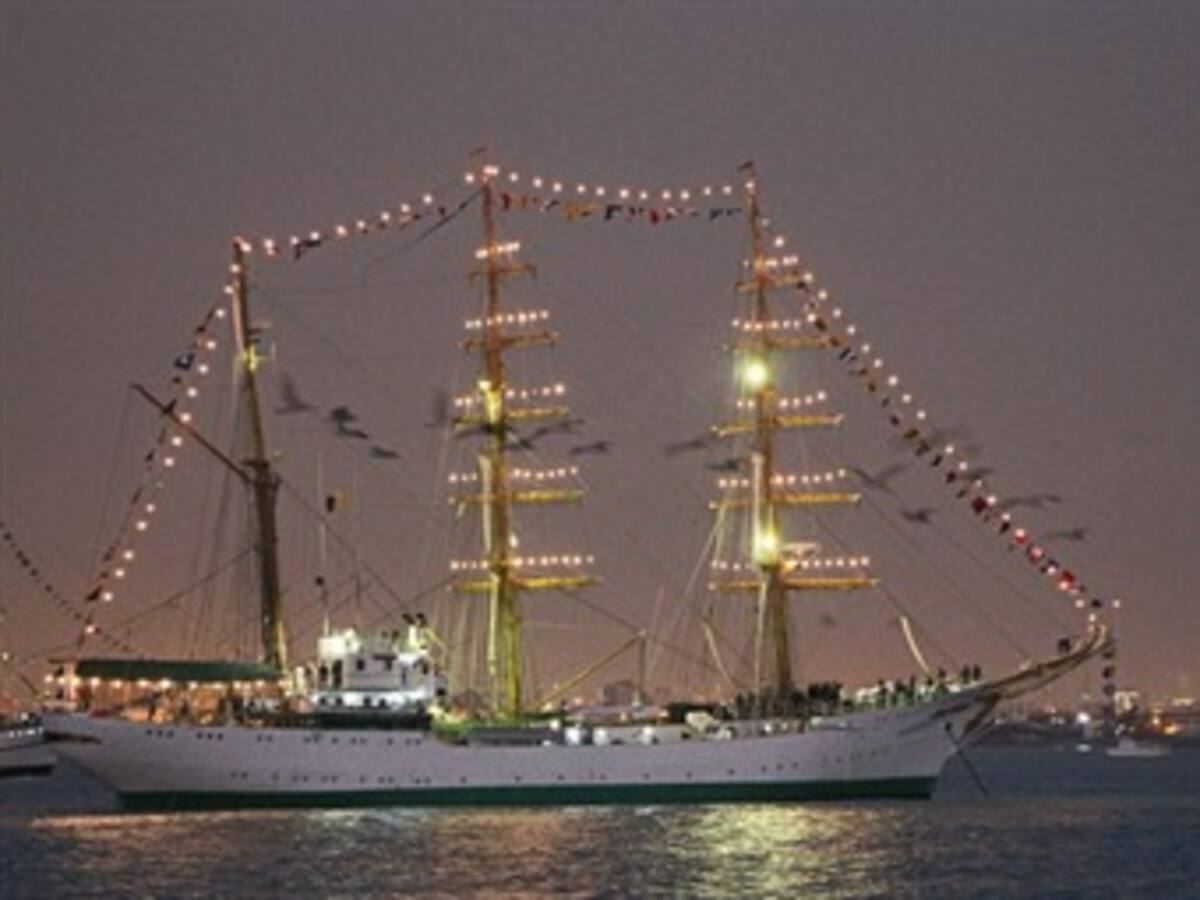 El Buque Escuela ARC “Gloria” zarpa para recorrer de nuevo el mundo
