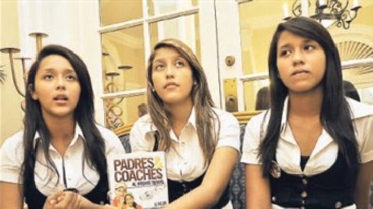 Tres empresarias y escritoras, con ocho años de experiencia y menos de 18 en edad