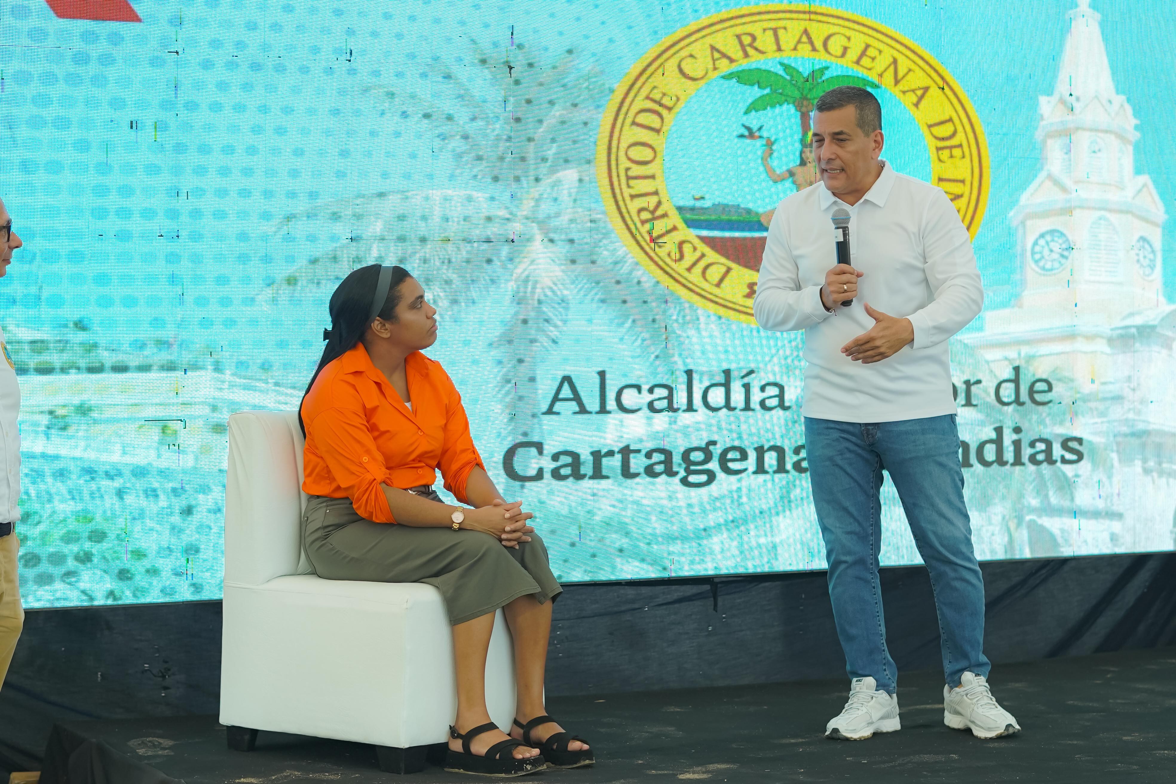 Alcalde Dumek Turbay anunció la pavimentación integral de todo Bayunca y Pontezuela