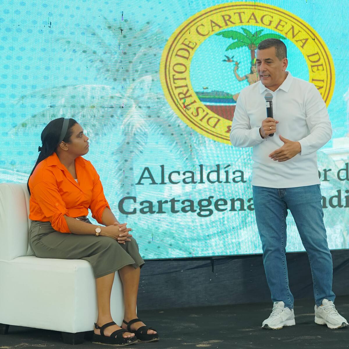 Alcalde Dumek Turbay anunció la pavimentación integral de todo Bayunca y Pontezuela