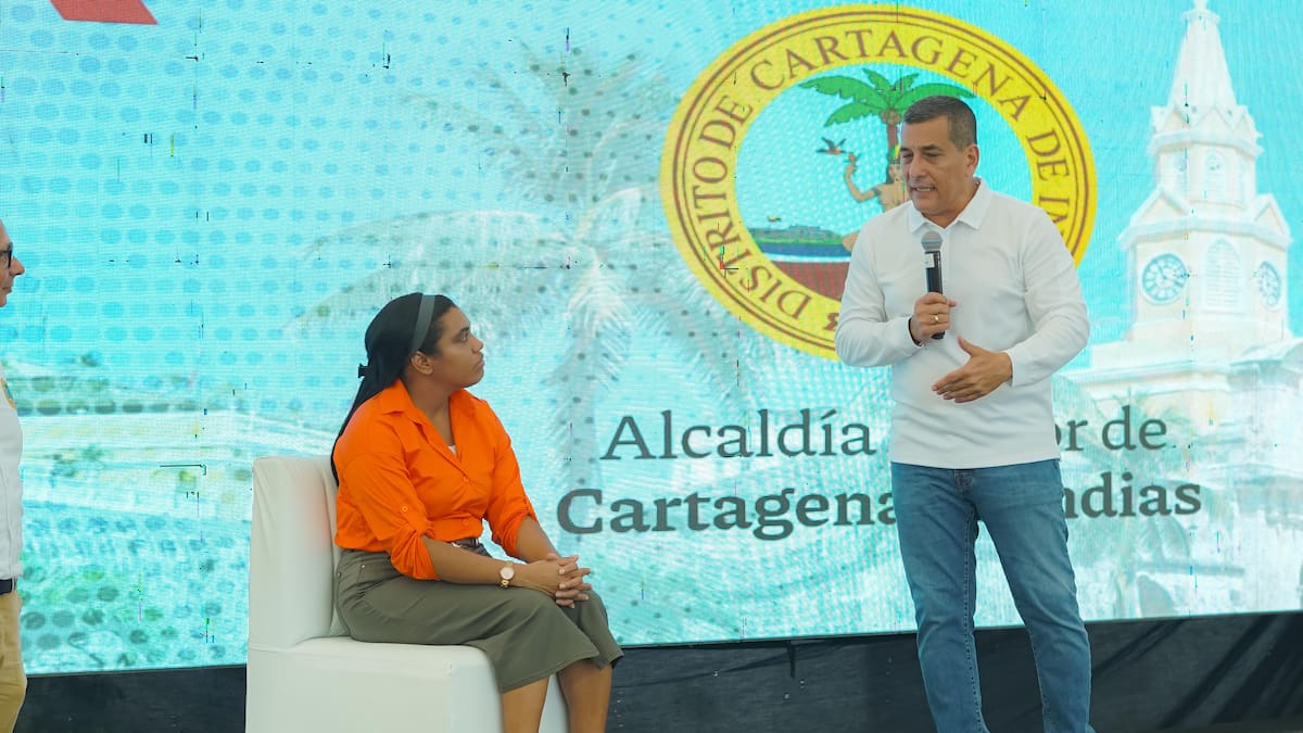 Alcalde Dumek Turbay anunció la pavimentación integral de todo Bayunca y Pontezuela