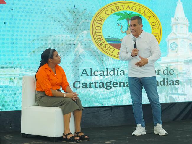 Alcalde Dumek Turbay anunció la pavimentación integral de todo Bayunca y Pontezuela