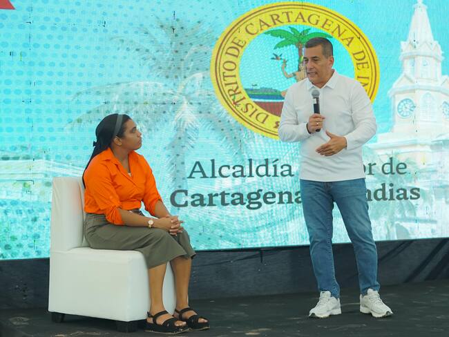 Alcalde Dumek Turbay anunció la pavimentación integral de todo Bayunca y Pontezuela