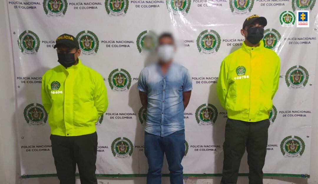 El hombre  fue judicializado, presuntamente por  someter a maltratos físicos a  su hijo de 12 años en el municipio de San Agustín. 