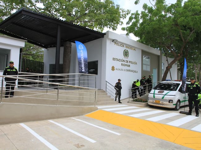 Estación de Policía Riomar. Foto: Alcaldía de Barranquilla.