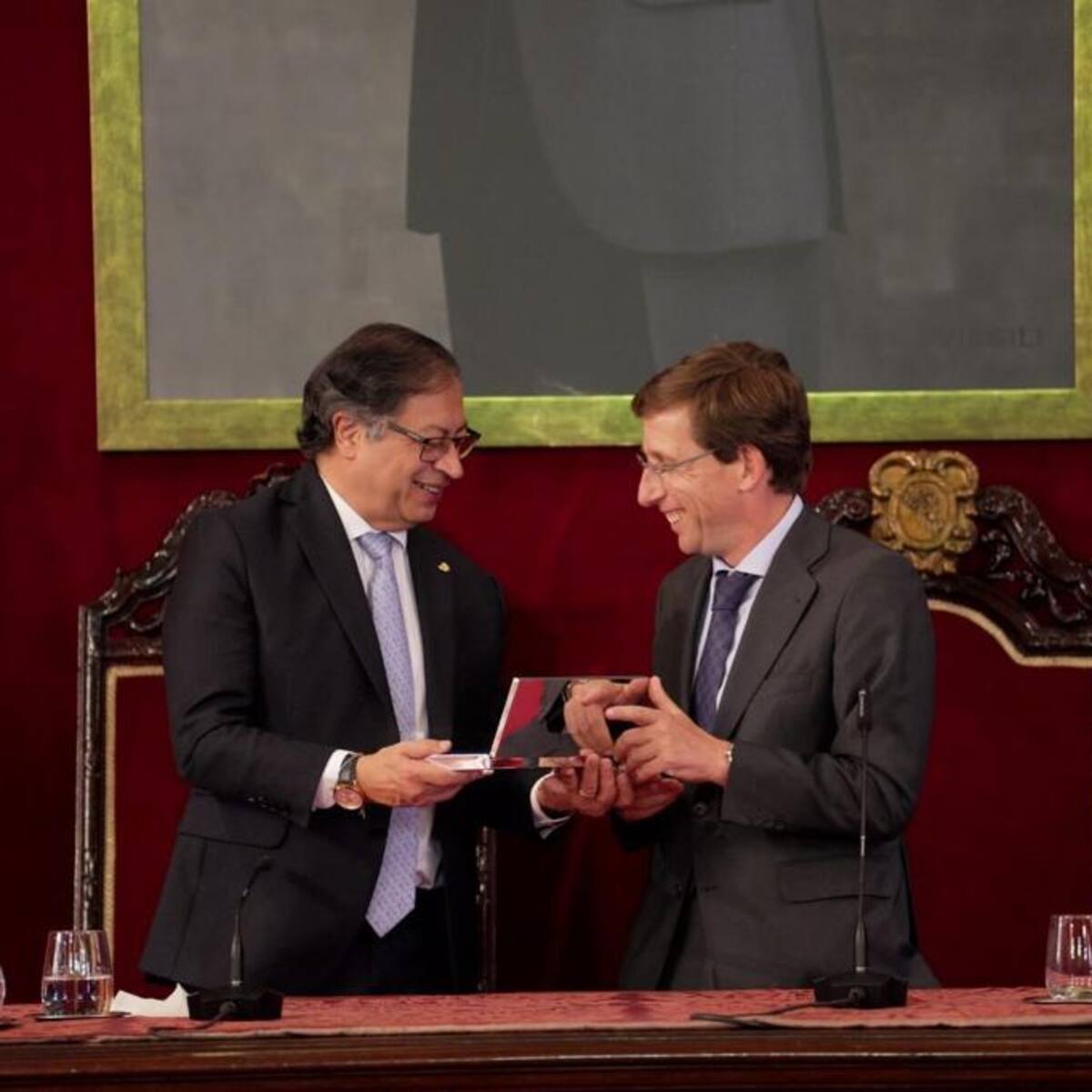 Gustavo Petro recibió la Llave de Oro de Madrid, España