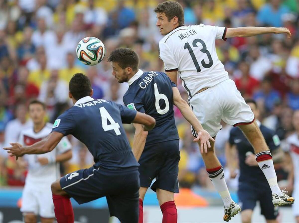 Con un gol de Mats Hummels, Alemania derrotó a Francia 1-0 y se aseguró nuevamente entre los cuatro mejores del Mundial.