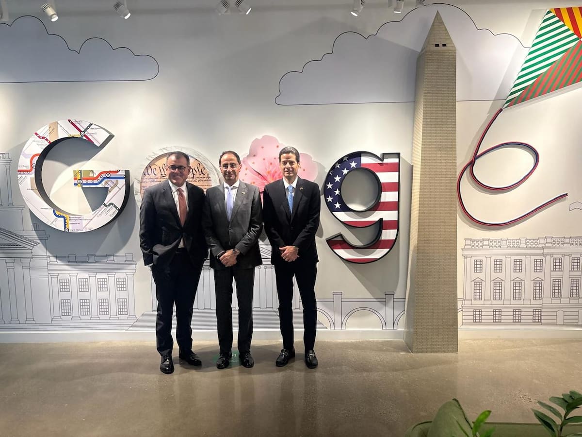 El vicepresidente electo José Manuel Restrepo se reunió con directivos de Google en Washington