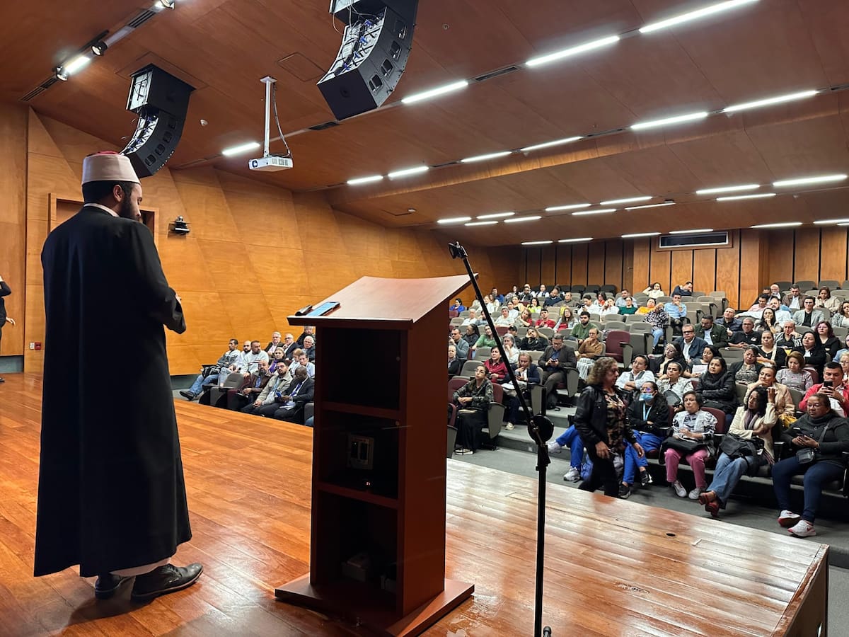 Profesionales de la Secretaría de Salud de Medellín serán capacitados en religiosidad