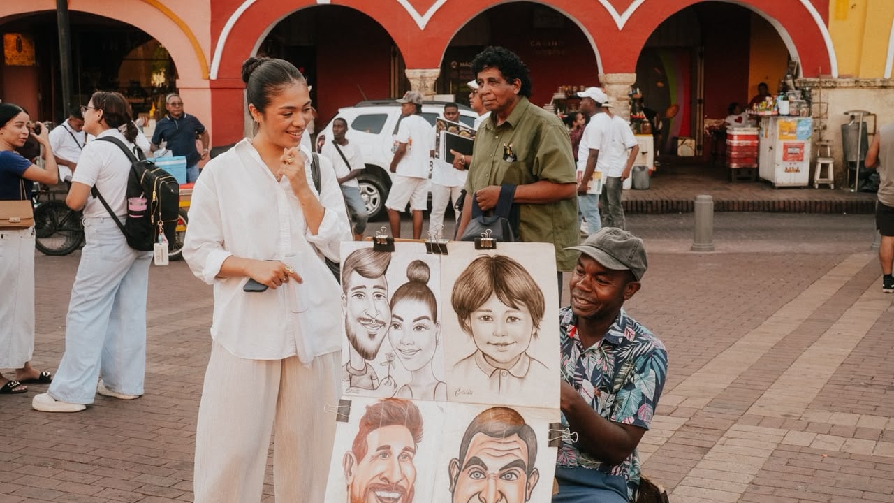 Bloomberg Philanthropies verifica avances del proyecto de vendedores tradicionales en Cartagena