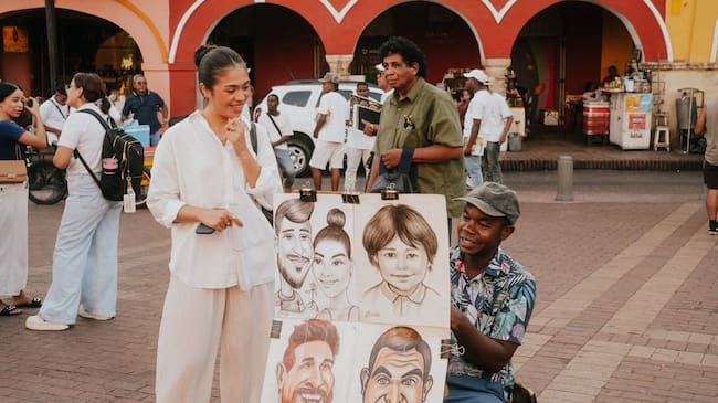 Bloomberg Philanthropies verifica avances del proyecto de vendedores tradicionales en Cartagena