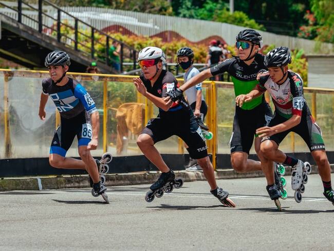 Patinadores vallecaucanos brillaron en Válida Nacional en Antioquia