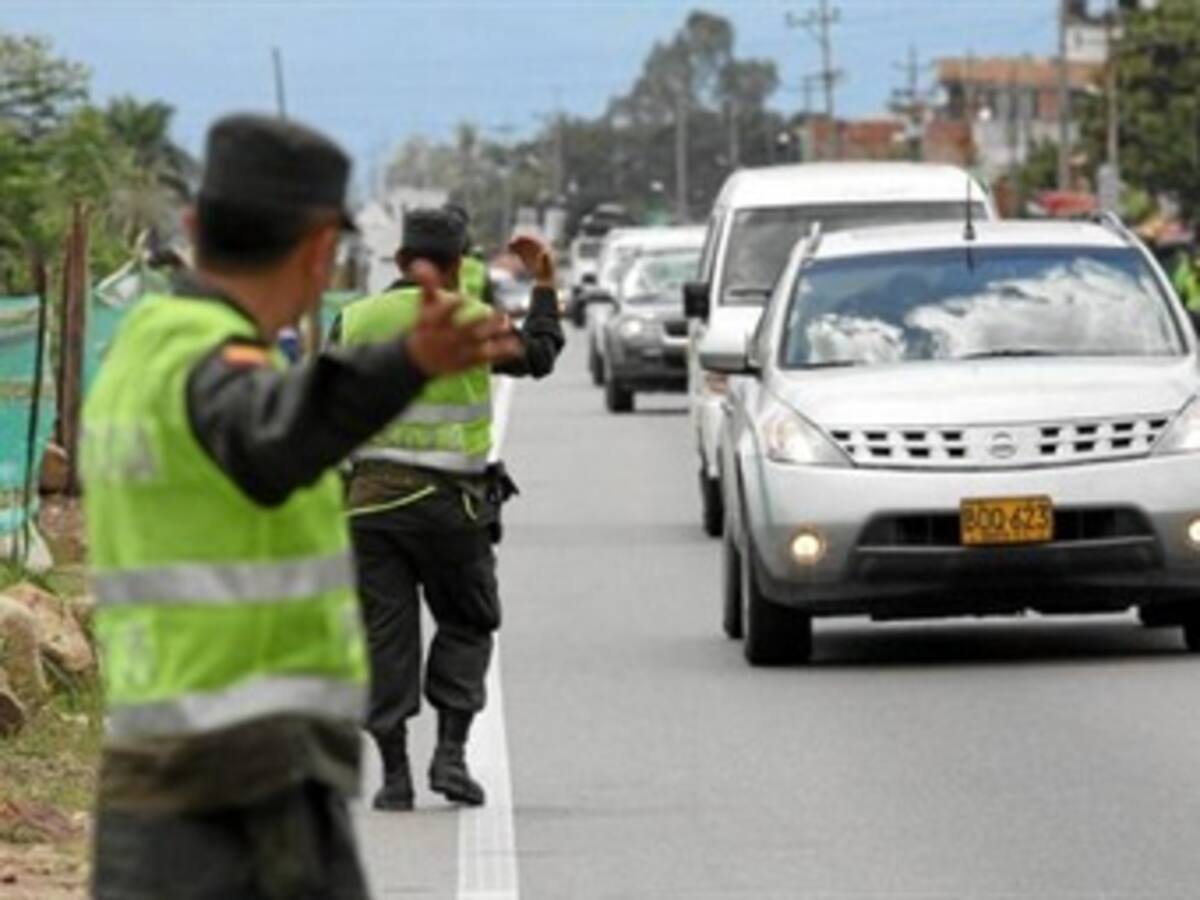Santos da a conocer plan estratégico de seguridad y movilidad en fin de año