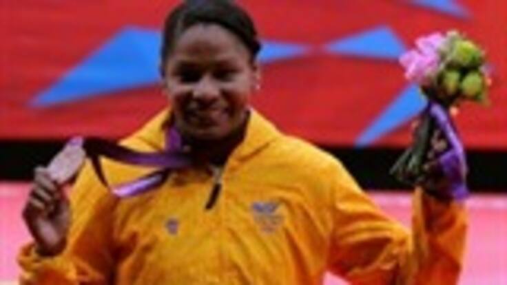 Yuri Alvear, la medallista de Bronce en Londres 2012 ya se encuentra en Colombia.