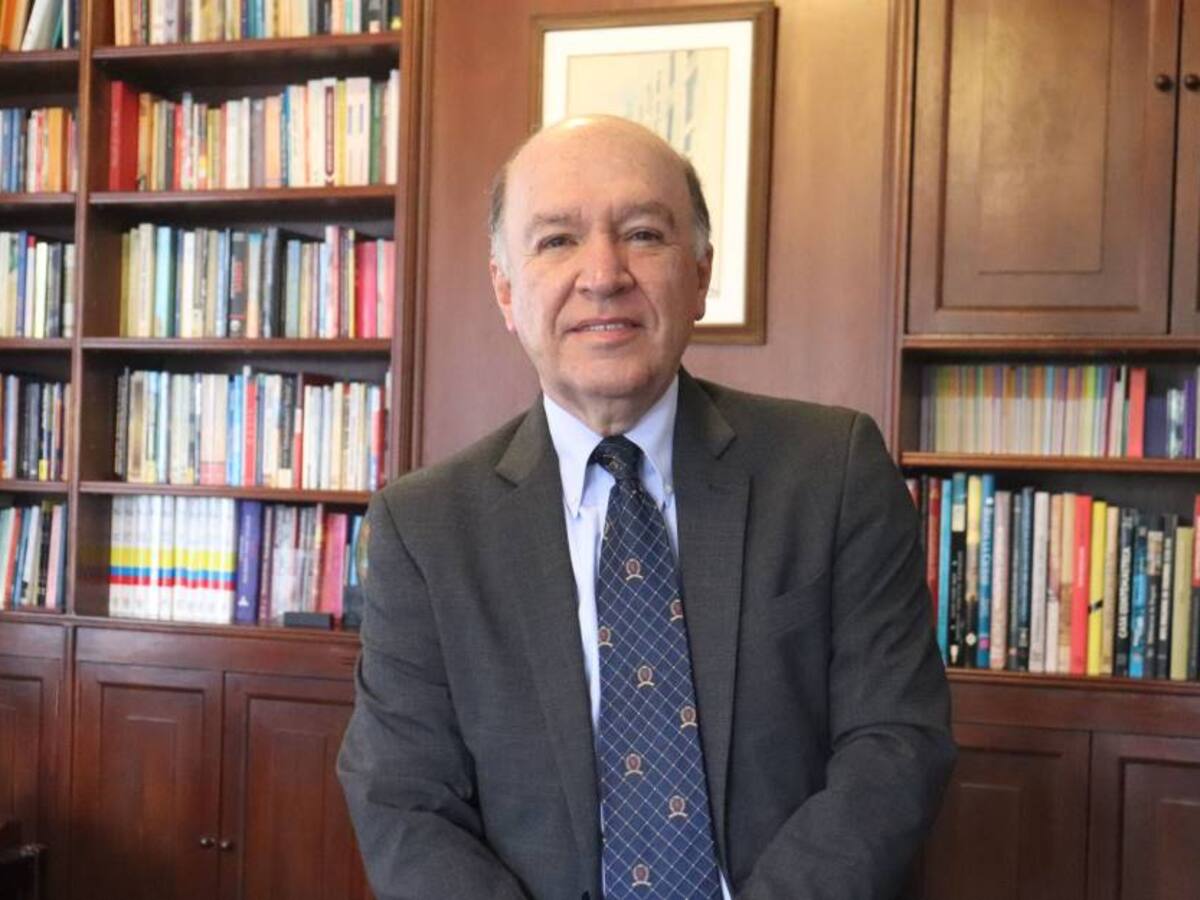 Relevo en la Presidencia de la Cámara Colombiana del libro