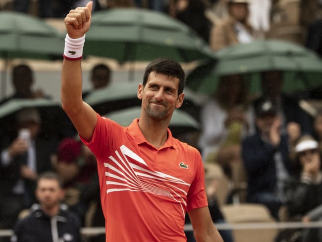 Djokovic y Halep cumplen en Roland Garros; Del Potro, eliminado