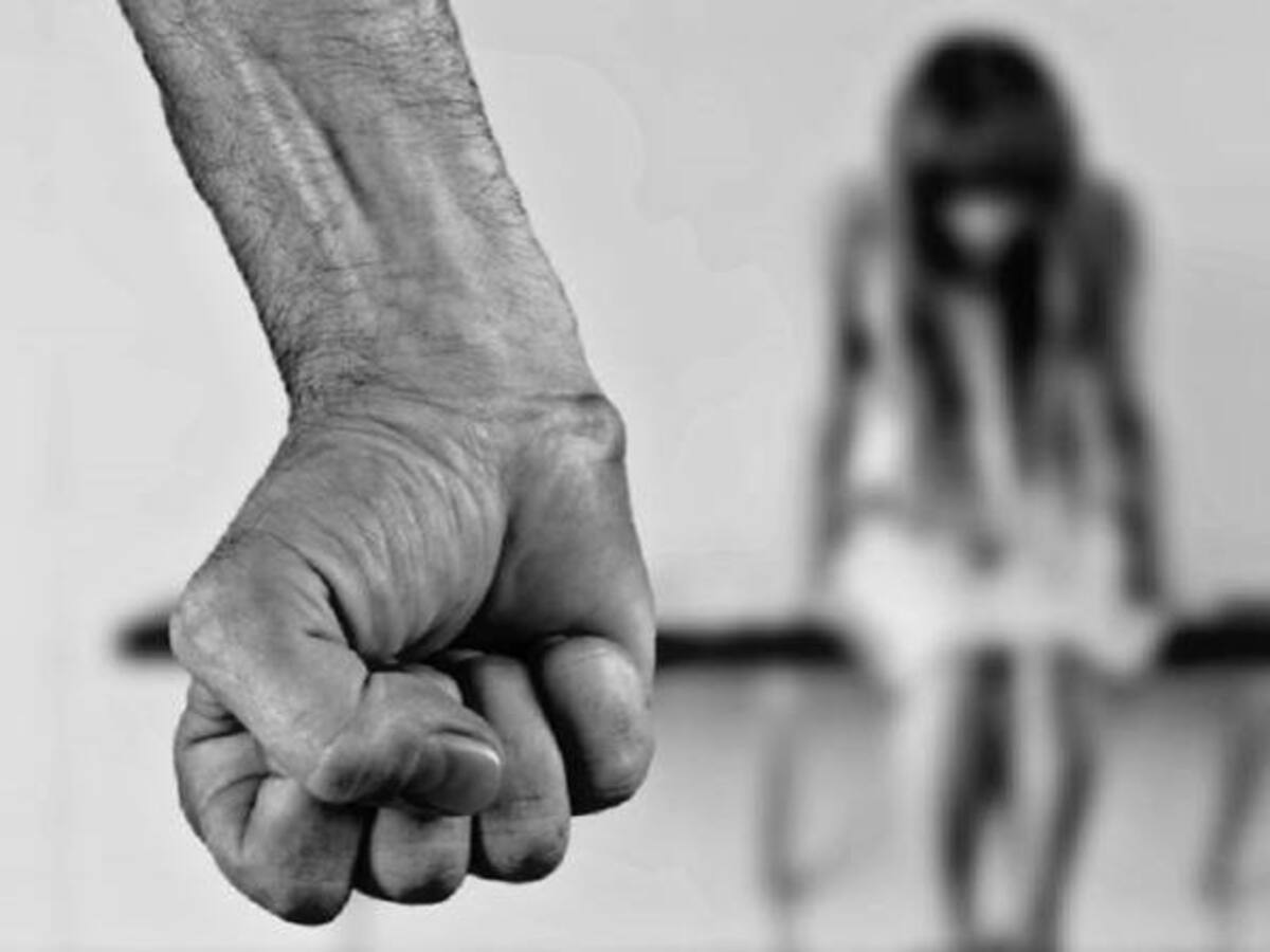 Policías involucrados en casos de violencia intrafamiliar