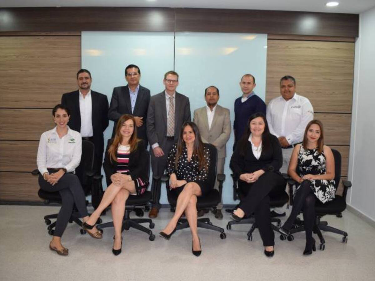 Apoyo al sector agropecuario: Firma convenio implementación proyecto PASAC