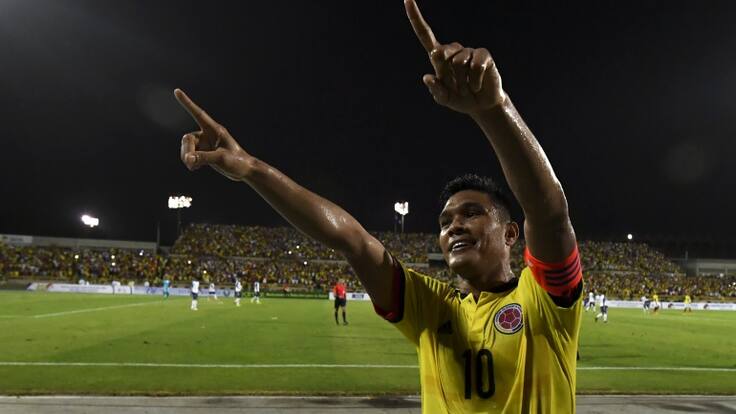 Lo más importante para un jugador es vestir la camiseta de su país: Teo Gutierrez