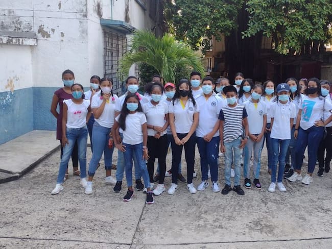 Los alumnos siguen en clases virtuales por problemas en la infraestructura del colegio