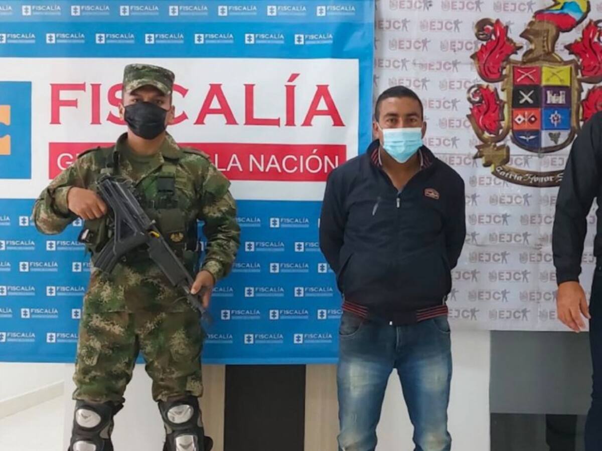 A la cárcel hombre que golpeó a un Policía con un ladrillo en la cabeza