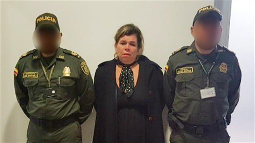 Según las autoridades la mujer pretende día sacar desde el aeropuerto Rafael Núñez, media libra de cocaína hacia A Zúrich, Suiza.. Foto: Cortesía: prensa Policía Cartagena