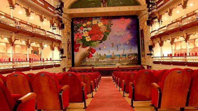 Teatro Adolfo Mejía