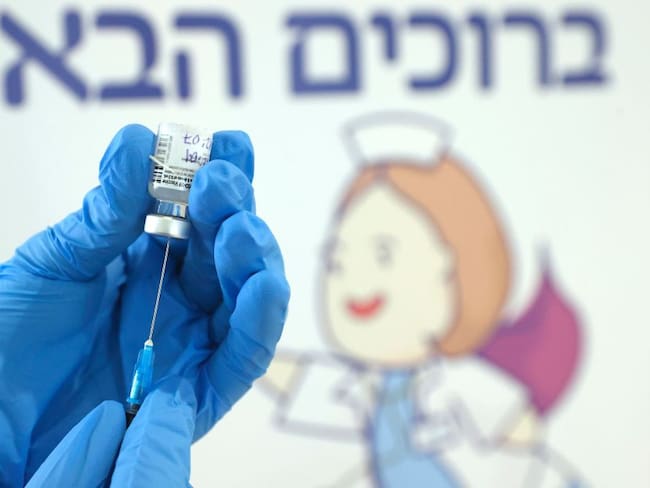 Centro de vacunación en Israel