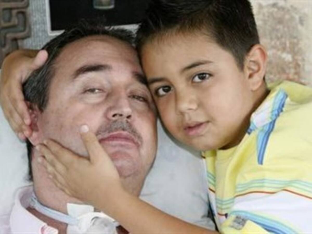 Hospitalizado el técnico Luis Fernando Montoya por problemas respiratorios