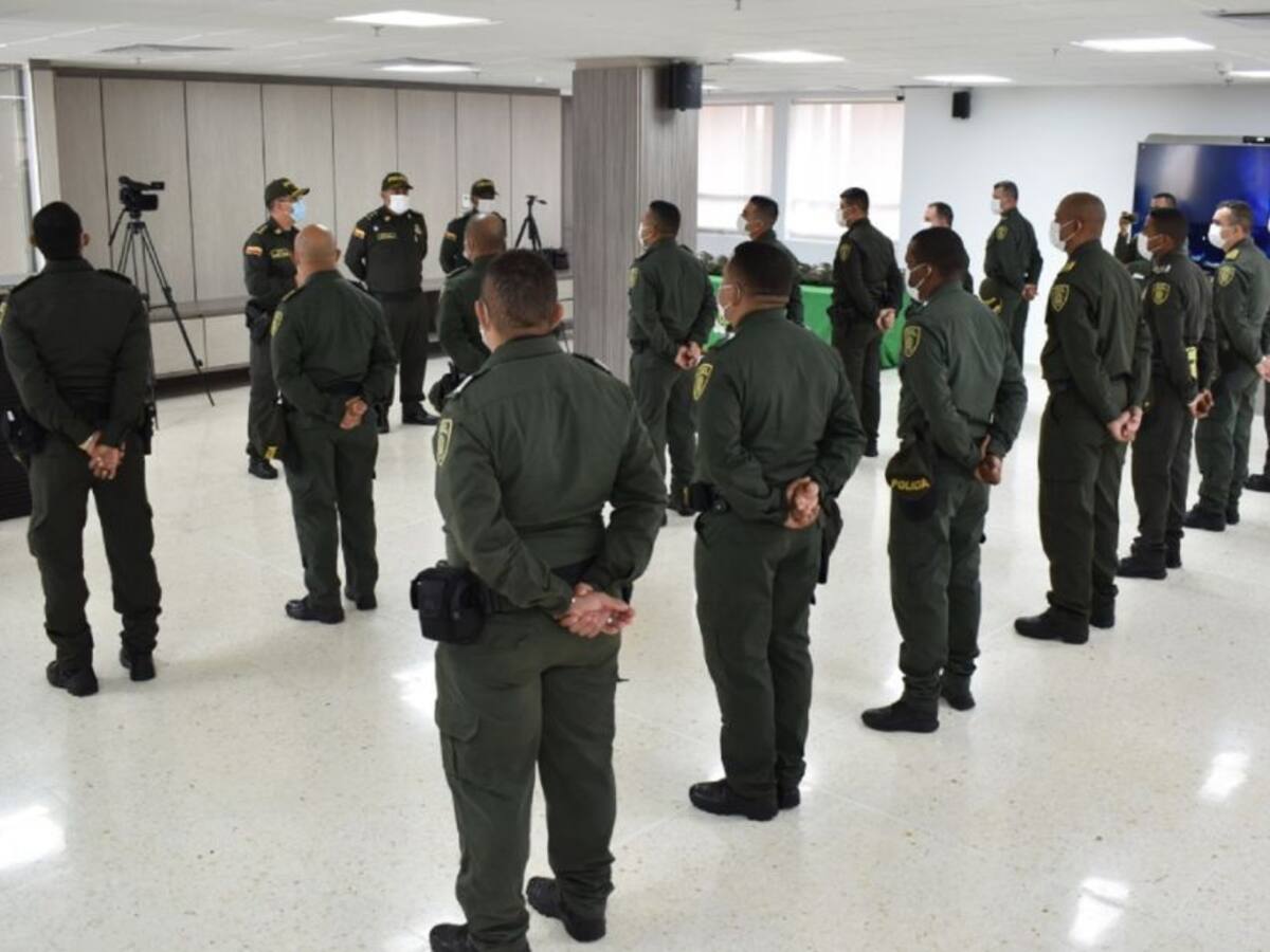 Director de la Policía entregó reconocimiento al ESMAD en Cartagena