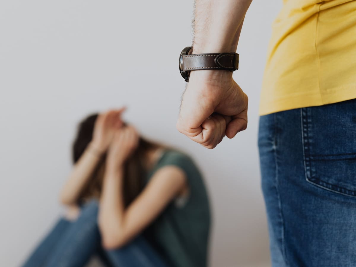 Bogotá reporta 10 feminicidios y 17 mil casos de violencia intrafamiliar contra mujeres en 2025