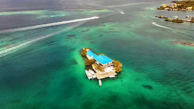 Empresario que pagaba solo $280.000 por paraíso baldío en Islas del Rosario insiste en que se lo devuelvan tras ser recuperado por la ANT