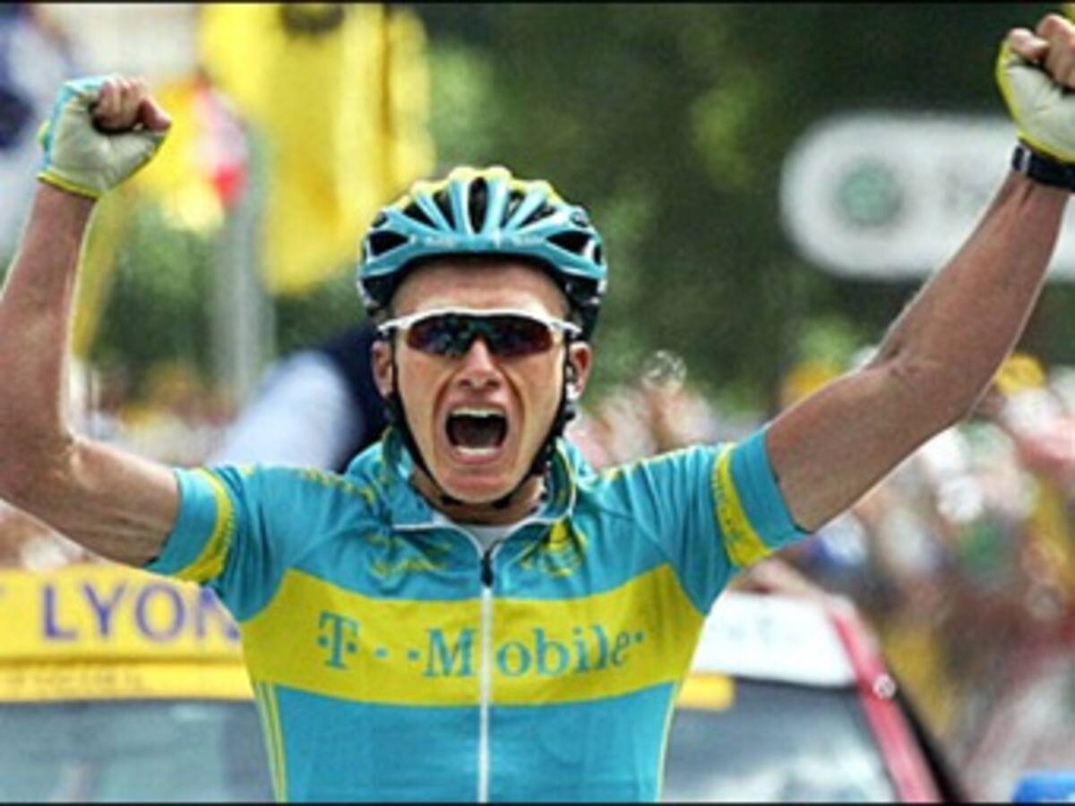 PERFIL/ Alexander Vinokourov, un ciclista polémico