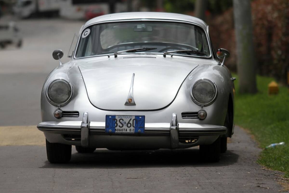 Se encuentran modelo Porsche 356, 356 B el cual tiene un motor de 1.600 centímetros cúbicos. 