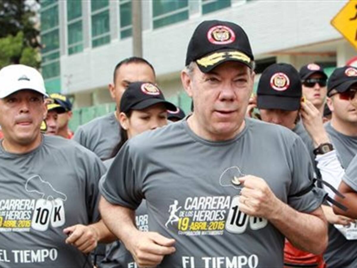 The Wall Street Journal publica columna de opinión donde critica a Santos